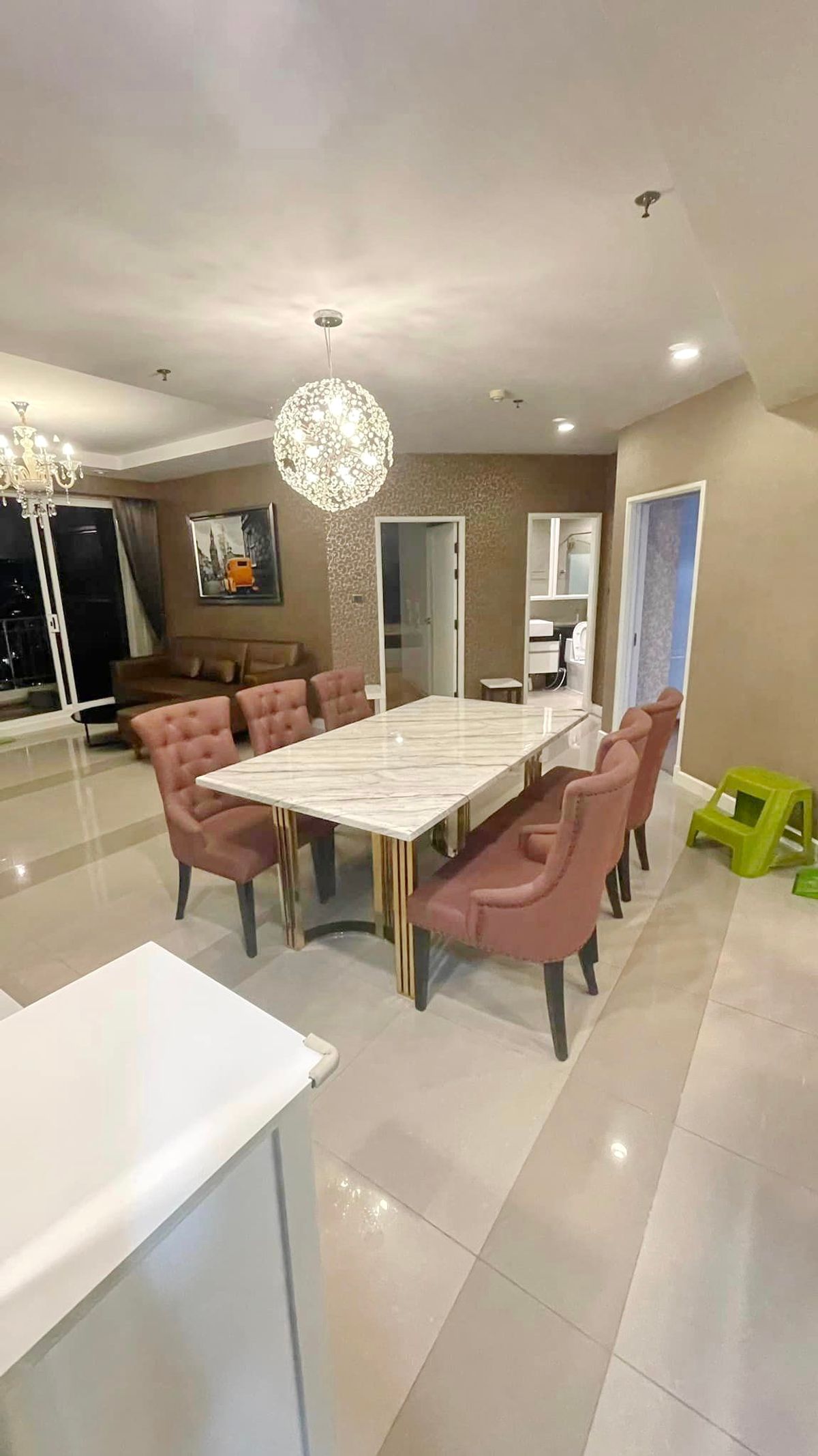 For RentCondoRama9, Petchburi, RCA : 4254