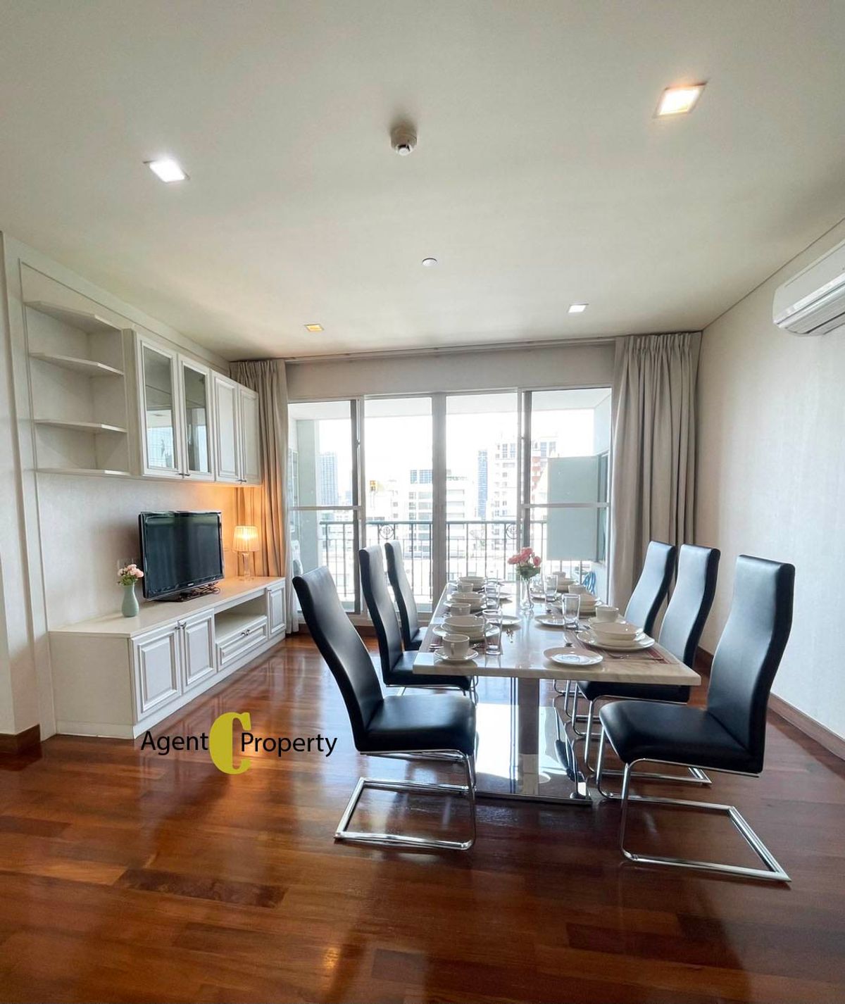 ให้เช่าคอนโดสุขุมวิท อโศก ทองหล่อ : ให้เช่าห้องชุด Ivy Thonglor Penthouses วิวเมือง