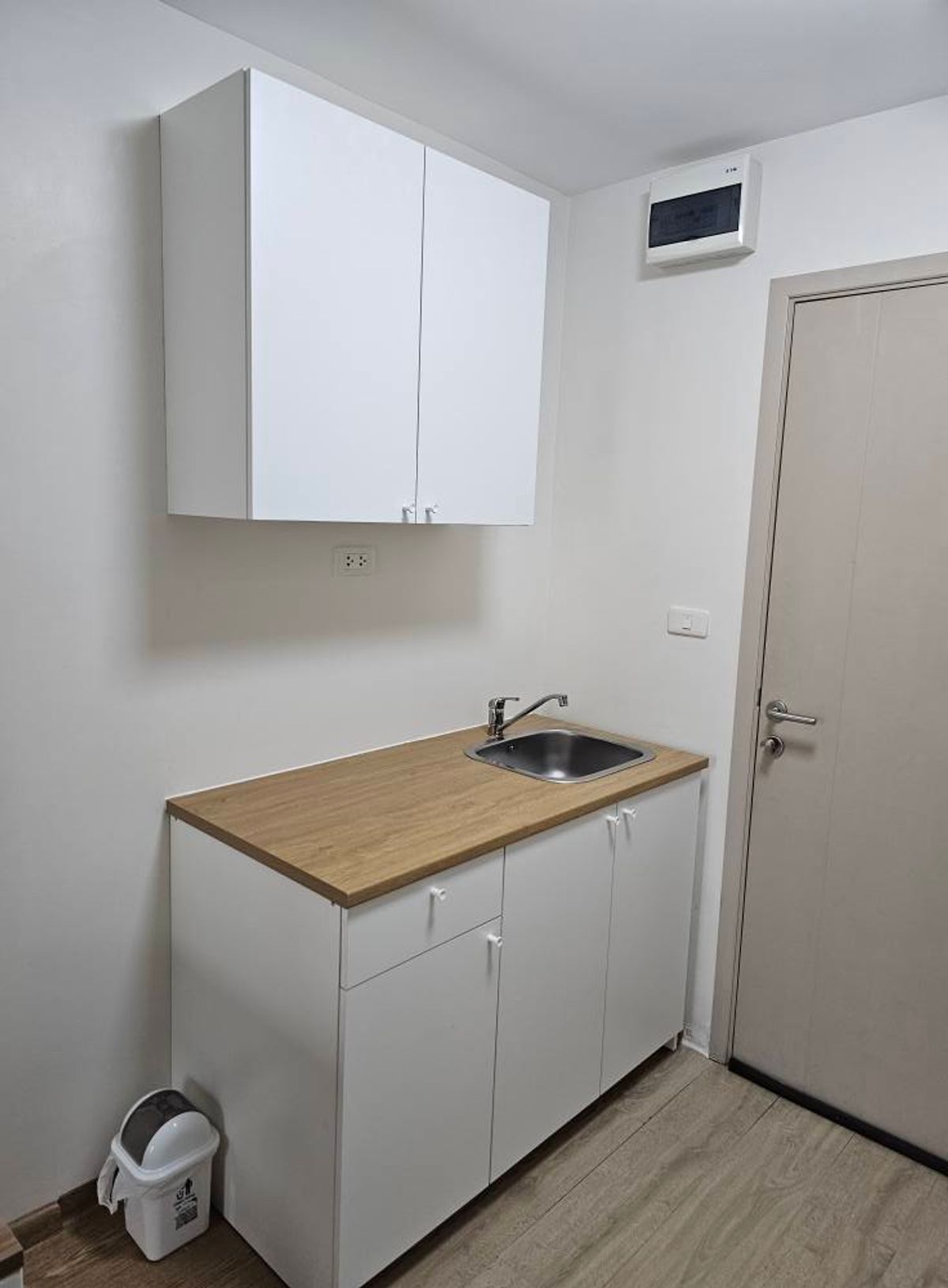 For SaleCondoOnnut, Udomsuk : For Sale: Elio Sukhumvit 64 – Walk to BTS Punnawithi (700 m / 10 min walk)