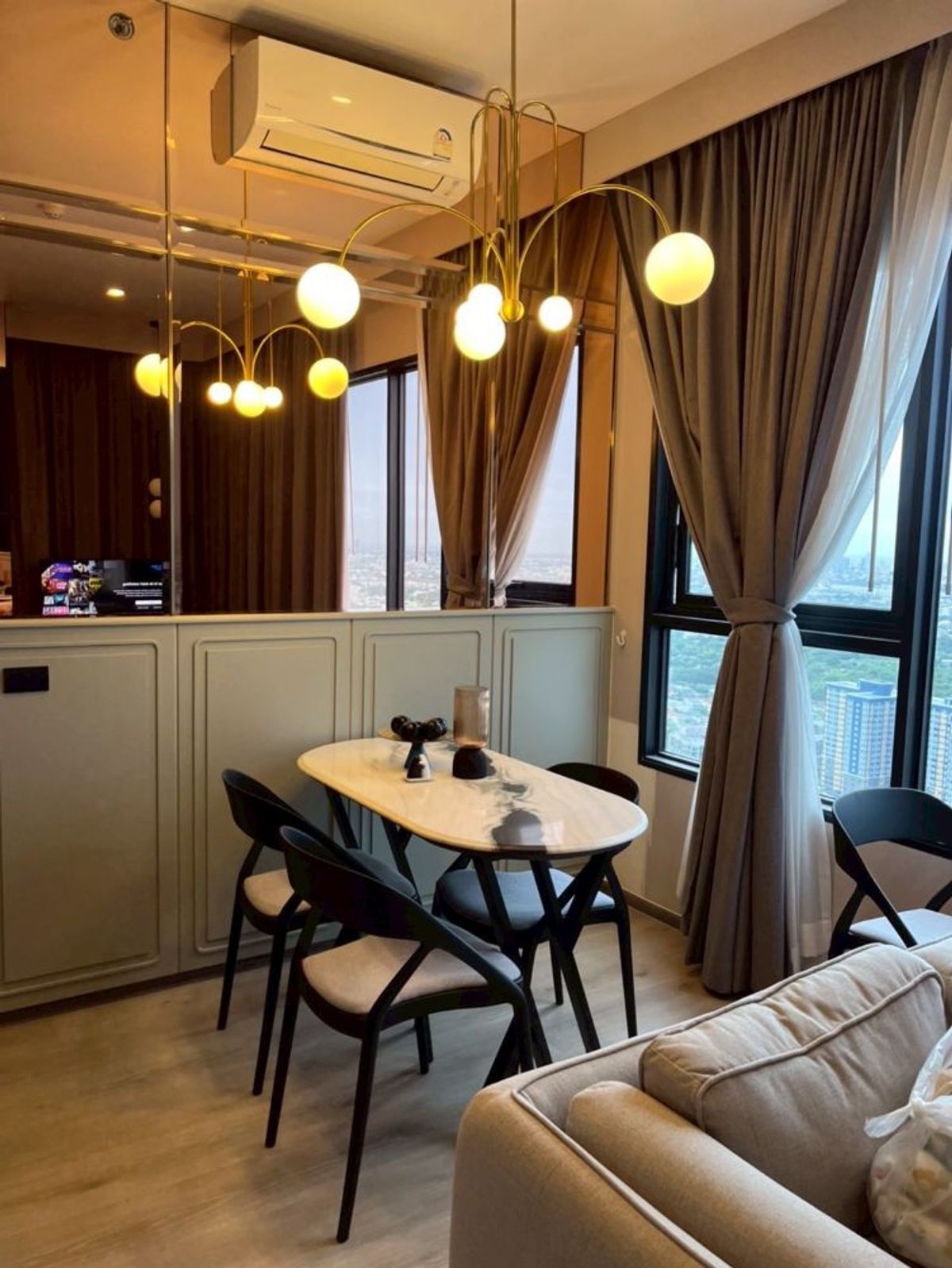 ขายคอนโดอ่อนนุช อุดมสุข : Condo for sale or rent or exchange, Knightsbridge Prime On Nut, 44th floor, 55 sq m, Sukhumvit Soi 77, near BTS On Nut.