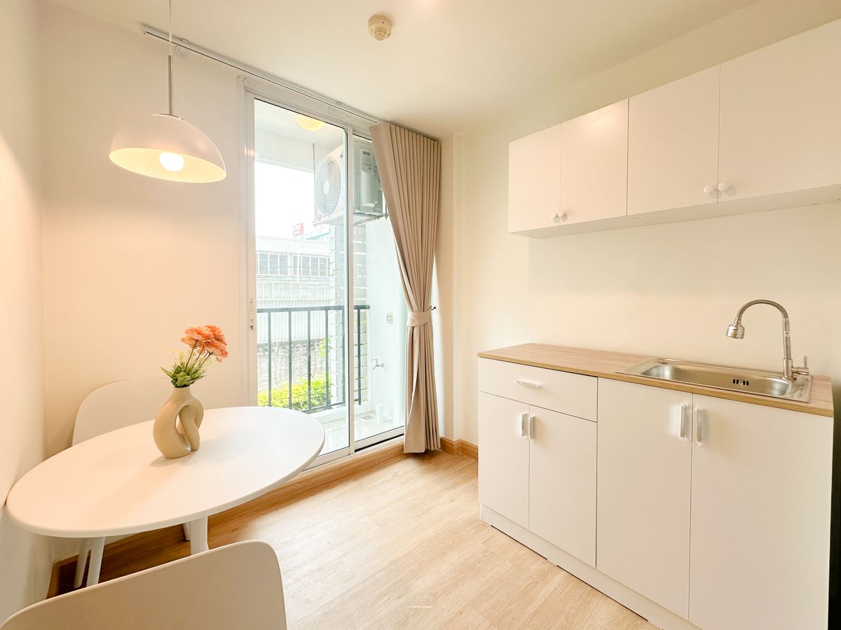 ขายคอนโดพระราม 2 บางขุนเทียน : ขายห้องสวย!! คอนโด แกรนด์ ทิวลิป แอด อ้อมน้อย (Tulip Square @ Aomnoi) ตกแต่งพร้อมลากกระเป๋าเข้าอยู่ได้เลย