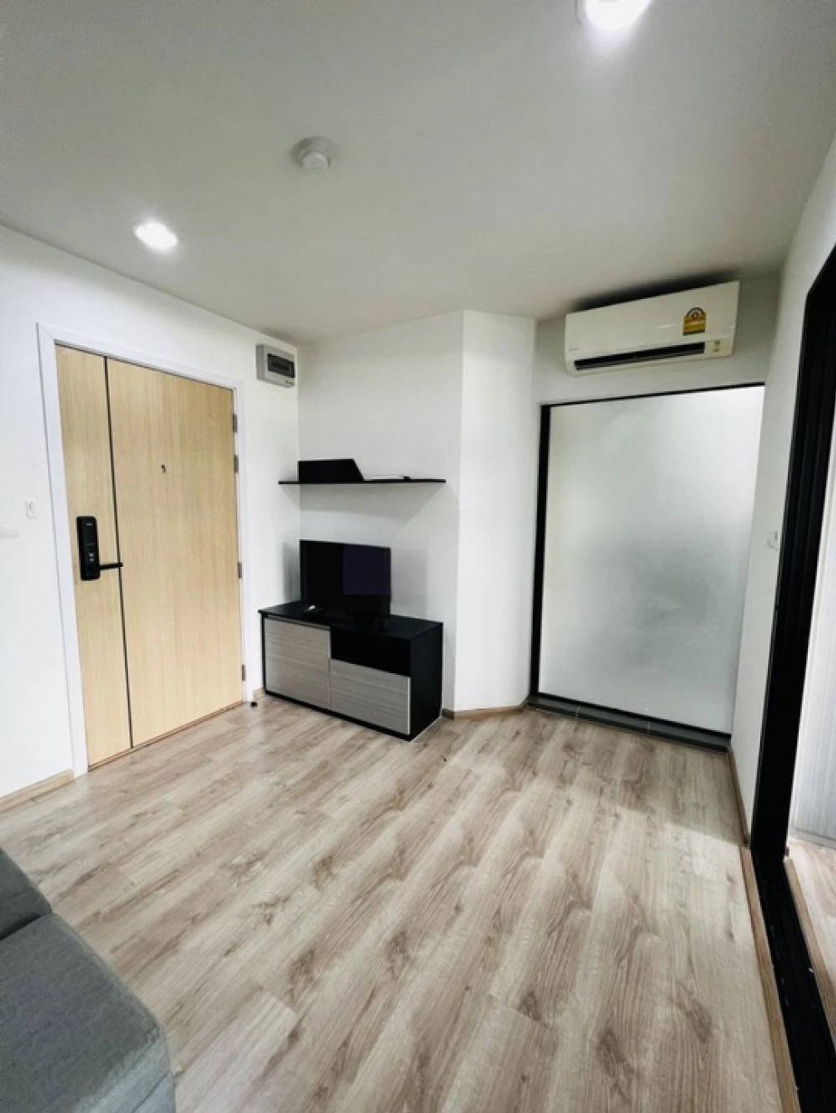 For RentCondoRama9, Petchburi, RCA : 💥CP-7639💥 Rise Rama 9 👉Line : @be.easy