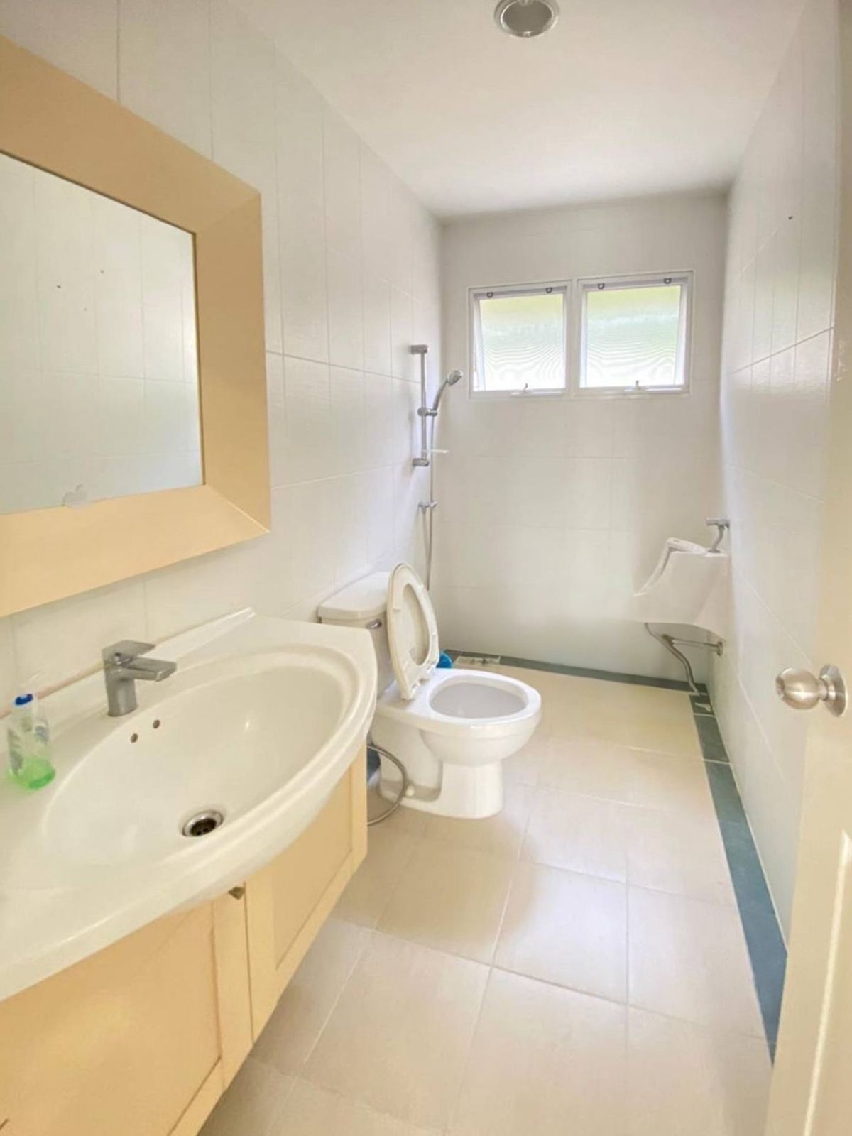 ขายบ้านเสรีไทย-นิด้า : มัณฑนา อ่อนนุช - วงแหวน / 3 ห้องนอน (ขาย), Mantana Onnut - Wongwaen / 3 Bedrooms (FOR SALE) POON168