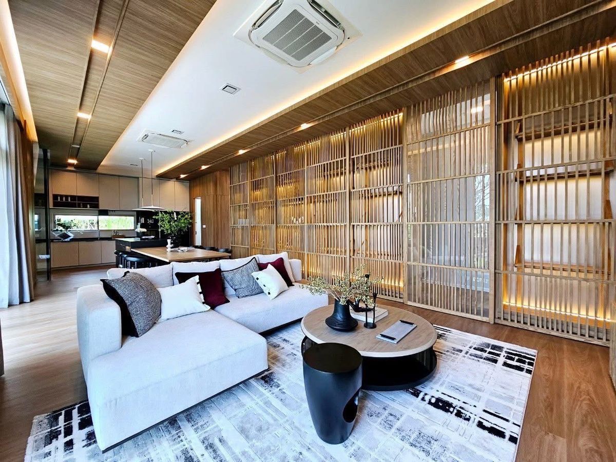 ให้เช่าบ้านพัฒนาการ ศรีนครินทร์ : ▲ VIVE Rama 9 ▲ 245K | 324 sq.m. | 4 beds 4 baths | Fully furished 086-9299929