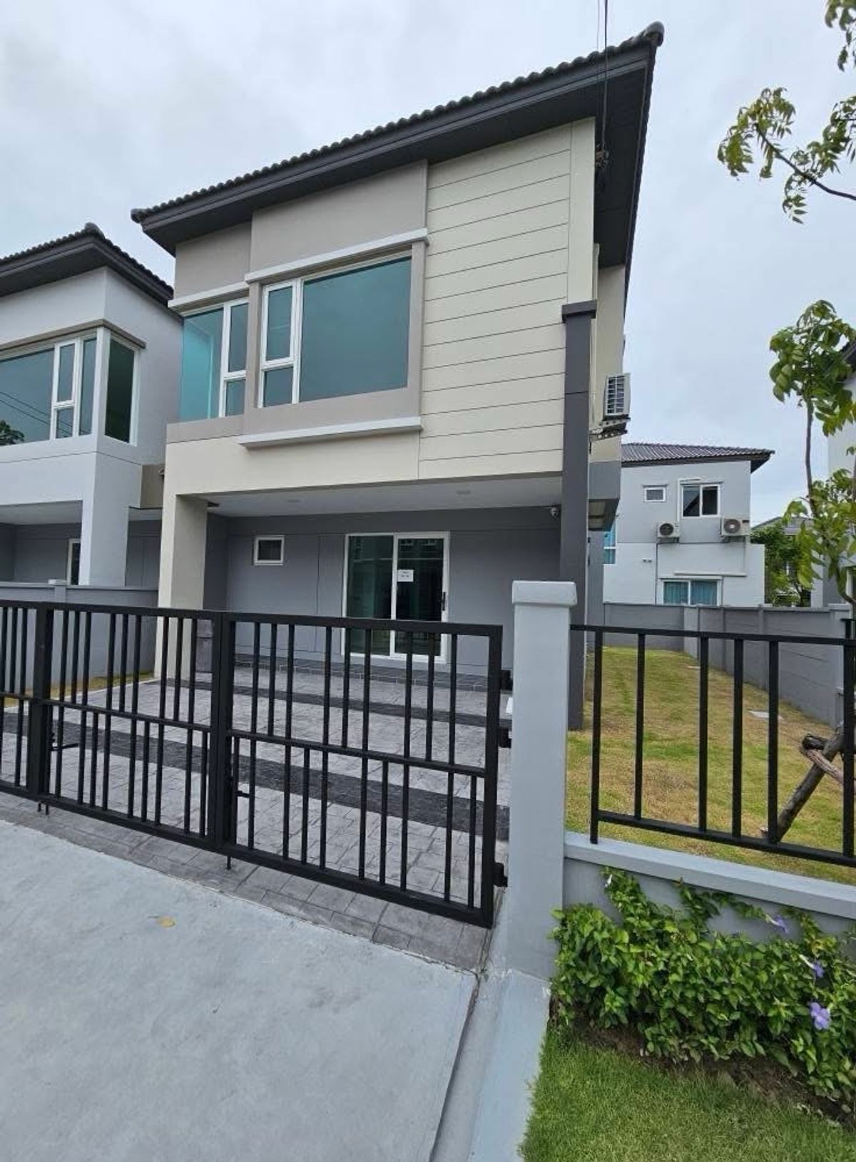For RentSamut Prakan,Samrong : 🏡House for Rent Grande PLENO Mega Bangna