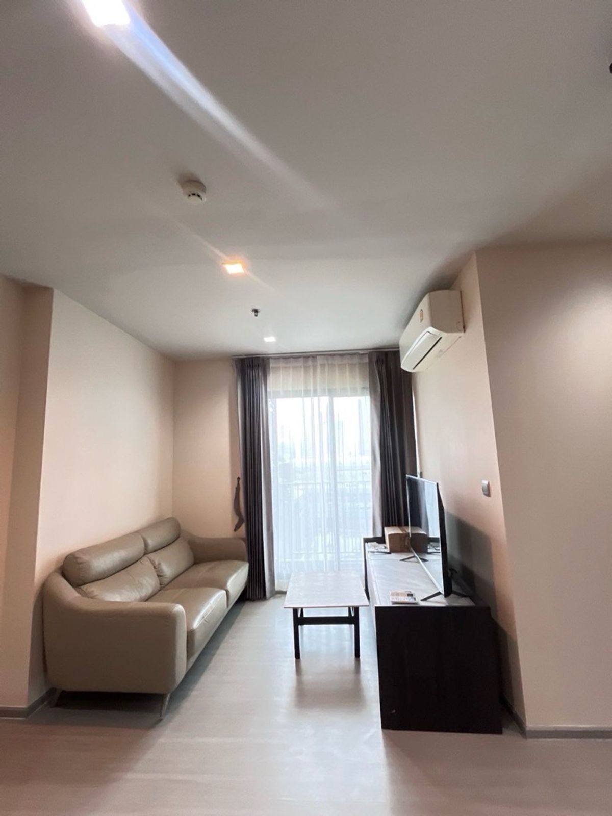 ขายคอนโดพระราม 9 เพชรบุรีตัดใหม่ RCA : 🎁Life Asoke Rama9 ขาย2นอน2น้ำ 