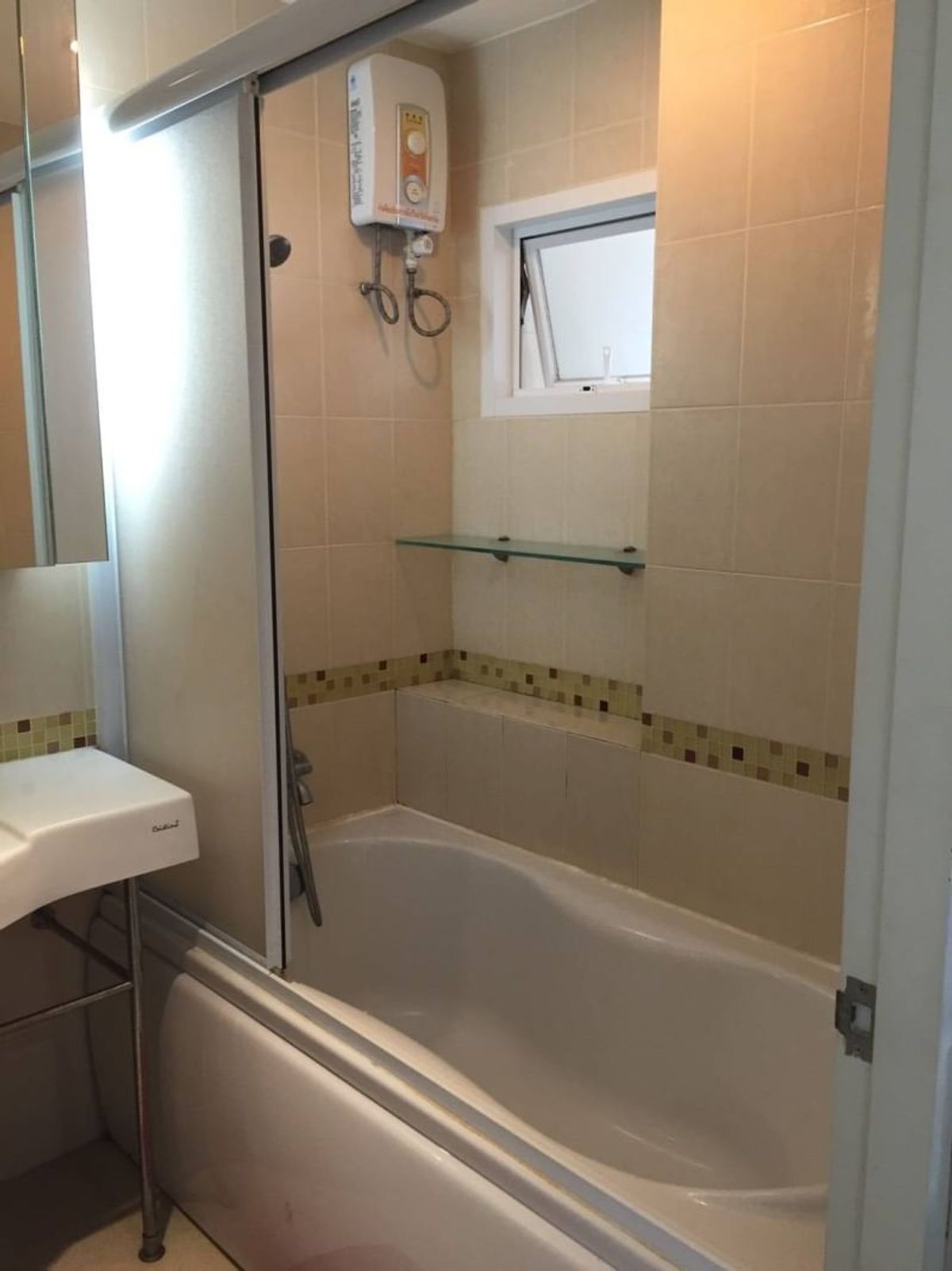 ขายคอนโดรัชดา ห้วยขวาง : Condo for Sale –  Life @ Ratchada Lad Phrao 36