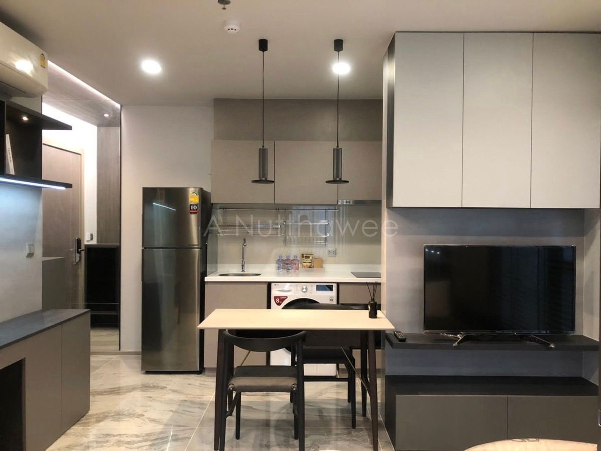 For RentCondoRama9, Petchburi, RCA : 🔥 Urgent 🔥 Rent a decorative room, very beautiful, the price is lower than the market. Contact now. The room is very fast.