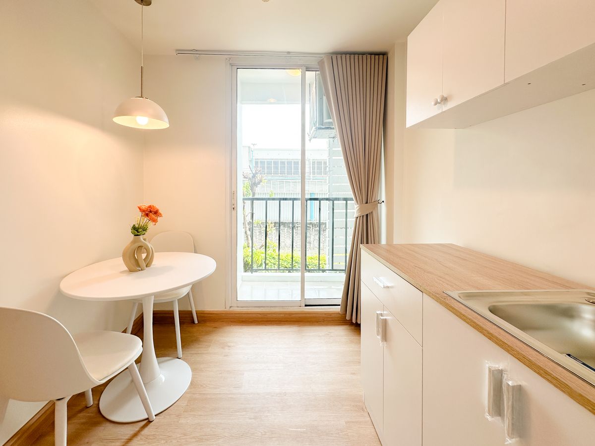 ขายคอนโดพระราม 2 บางขุนเทียน : ขายห้องสวย!! คอนโด แกรนด์ ทิวลิป แอด อ้อมน้อย (Tulip Square @ Aomnoi) ตกแต่งพร้อมลากกระเป๋าเข้าอยู่ได้เลย