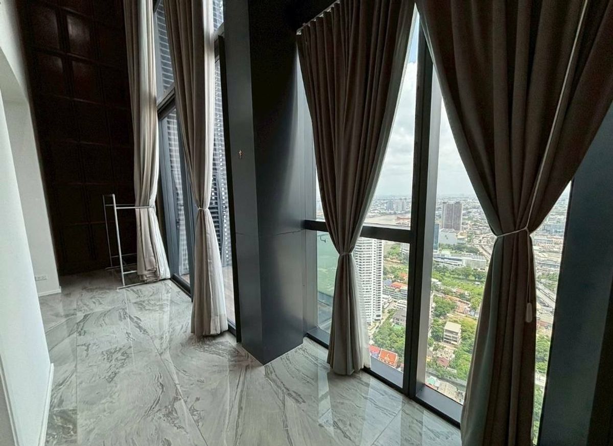 For SaleCondoRama3 (Riverside),Satupadit : Sell luxury Penthouse Canapaya Residences, Floor 42-43, area 73.87 square meters, 1 bedroom, 2 bathrooms, price 18.5 MB..*