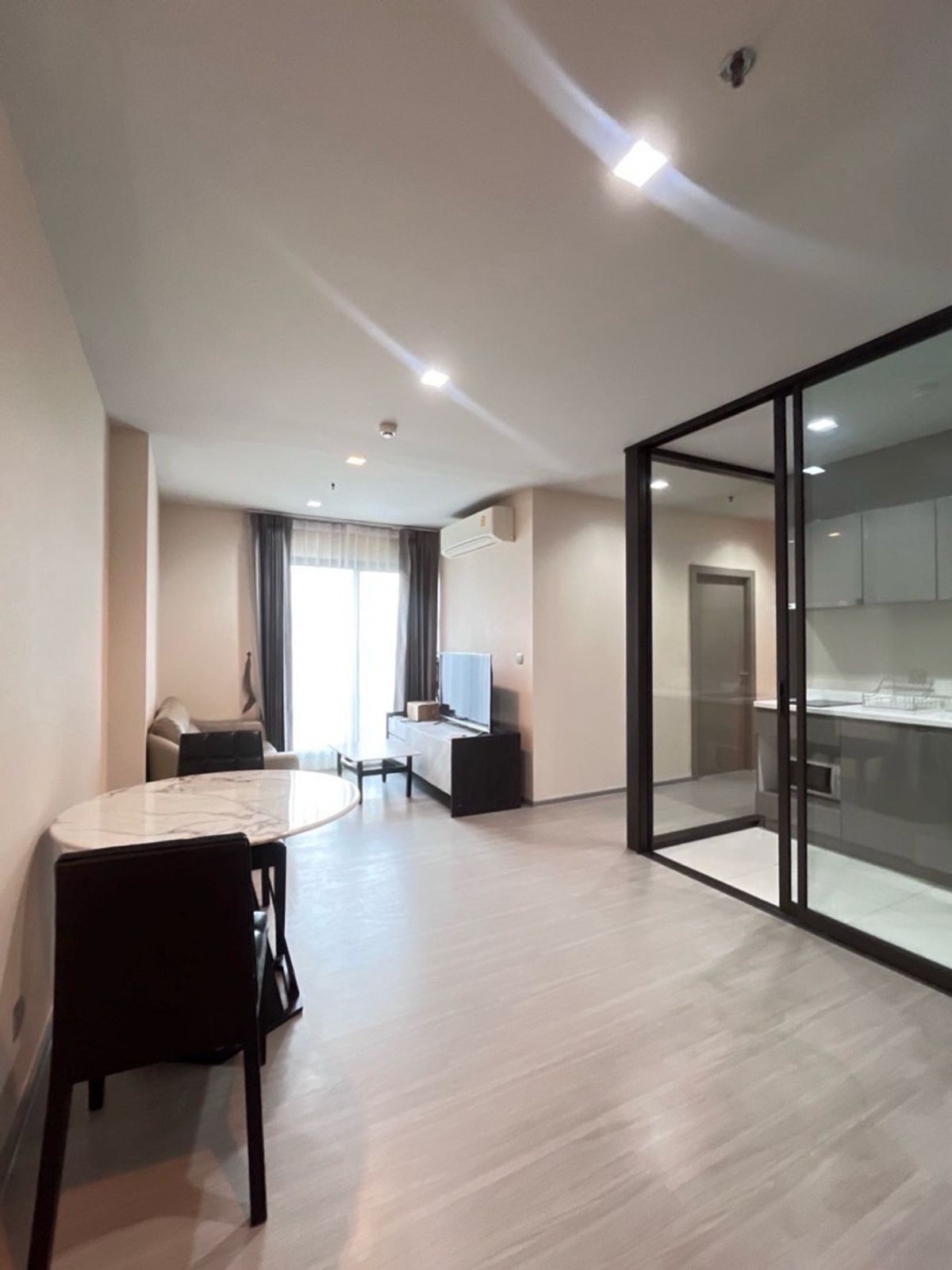 ขายคอนโดพระราม 9 เพชรบุรีตัดใหม่ RCA : 🎁Life Asoke Rama9 ขาย2นอน2น้ำ 