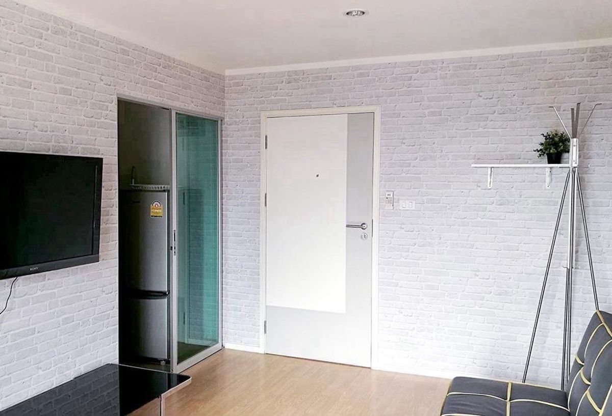 For SaleCondoPattanakan, Srinakarin : Selling the best price in the project 🔥 Lumpini Place Srinakarin - Hua Mak Station, 18th floor, size 32.5 sq.m., price 2,800,000 baht 📌 Near APL Hua Mak