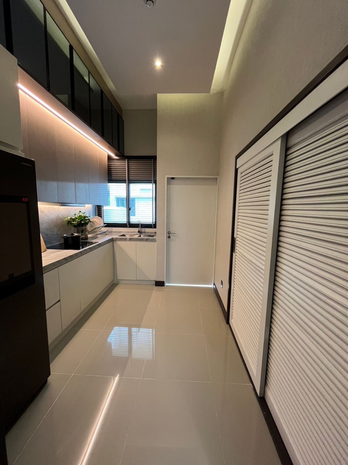 For SaleHouseLadkrabang, Suwannaphum Airport : 🏡 3 -story house for sale Type Loch Project Grand Bangkok Boulevard Yard Bangna - Super Luxury luxury house only 31 units.