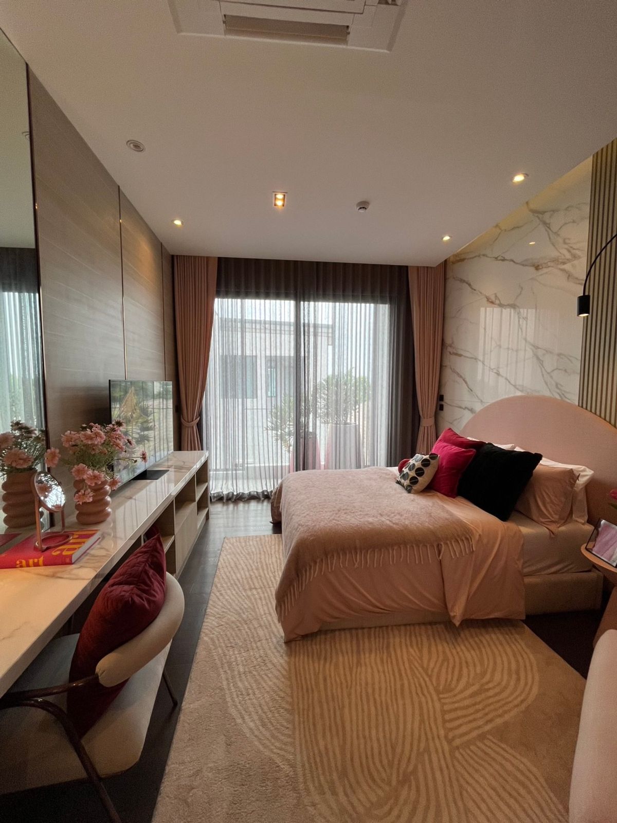 For SaleHouseLadkrabang, Suwannaphum Airport : 🏡 3 -story house for sale Type Loch Project Grand Bangkok Boulevard Yard Bangna - Super Luxury luxury house only 31 units.