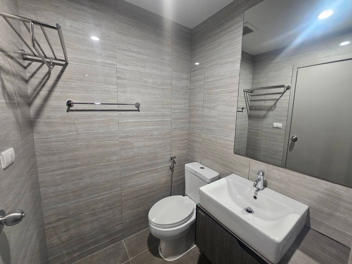 ขายคอนโดปิ่นเกล้า จรัญสนิทวงศ์ : 🔥ขายด่วน The Parkland Charan-Pinklao - Studio พร้อมอยู่ ใกล้ MRT บางยี่ขัน🔥