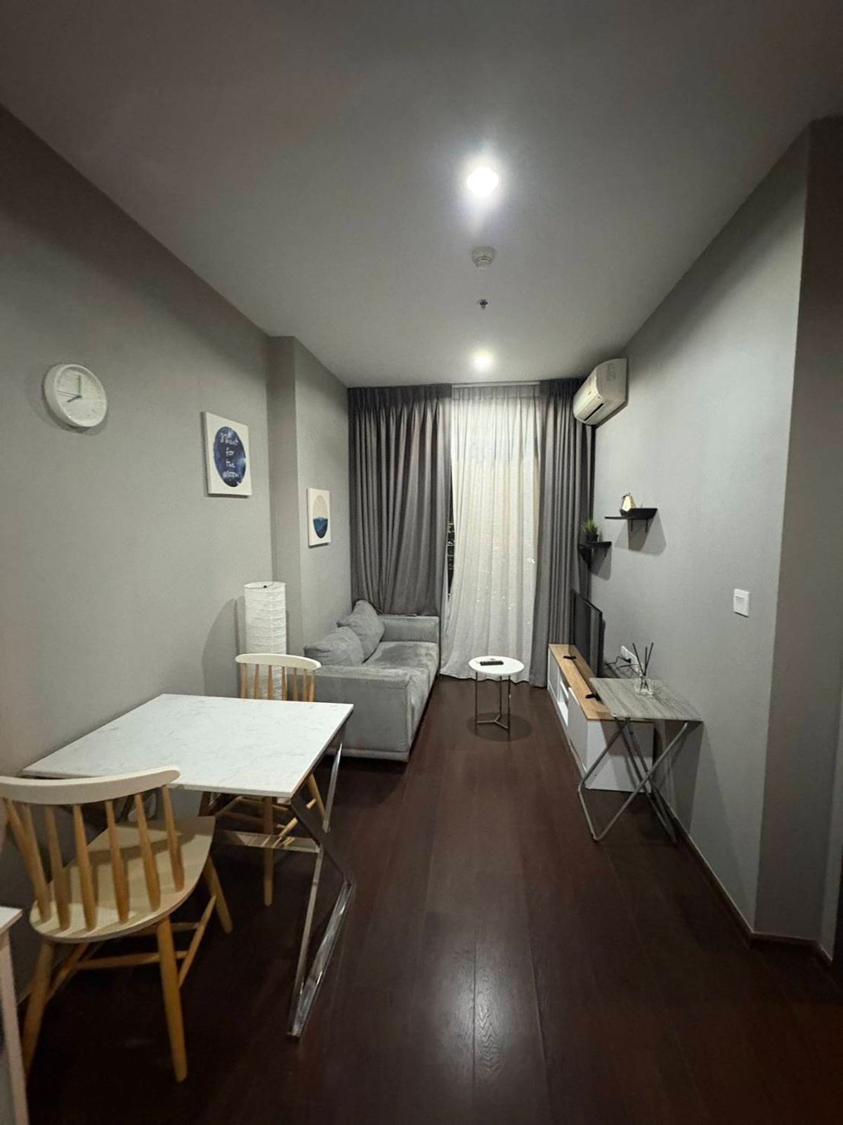 For RentCondoSukhumvit, Asoke, Thonglor : Condo for rent. C EKKAMAI. Completed condo, ready to be near the Ekkamai BTS BTS and many department stores !!