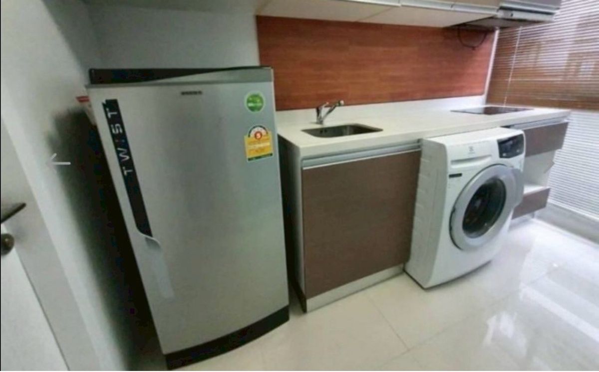 ขายคอนโดอารีย์ อนุสาวรีย์ : Condo for Sale: Chateau In Town Phaholyothin 11