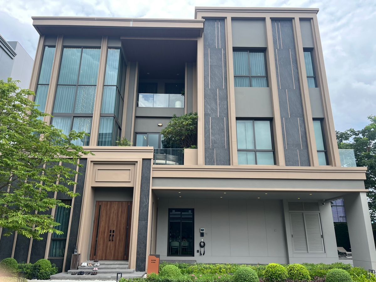 ขายบ้านลาดกระบัง สุวรรณภูมิ : 🏡 ขายบ้านเดี่ยว 3 ชั้น TYPE RAVINE โครงการ Grand Bangkok Boulevard Yard บางนา — บ้านหรู Super Luxury 087-808-3690 (ฟีฟ่า)