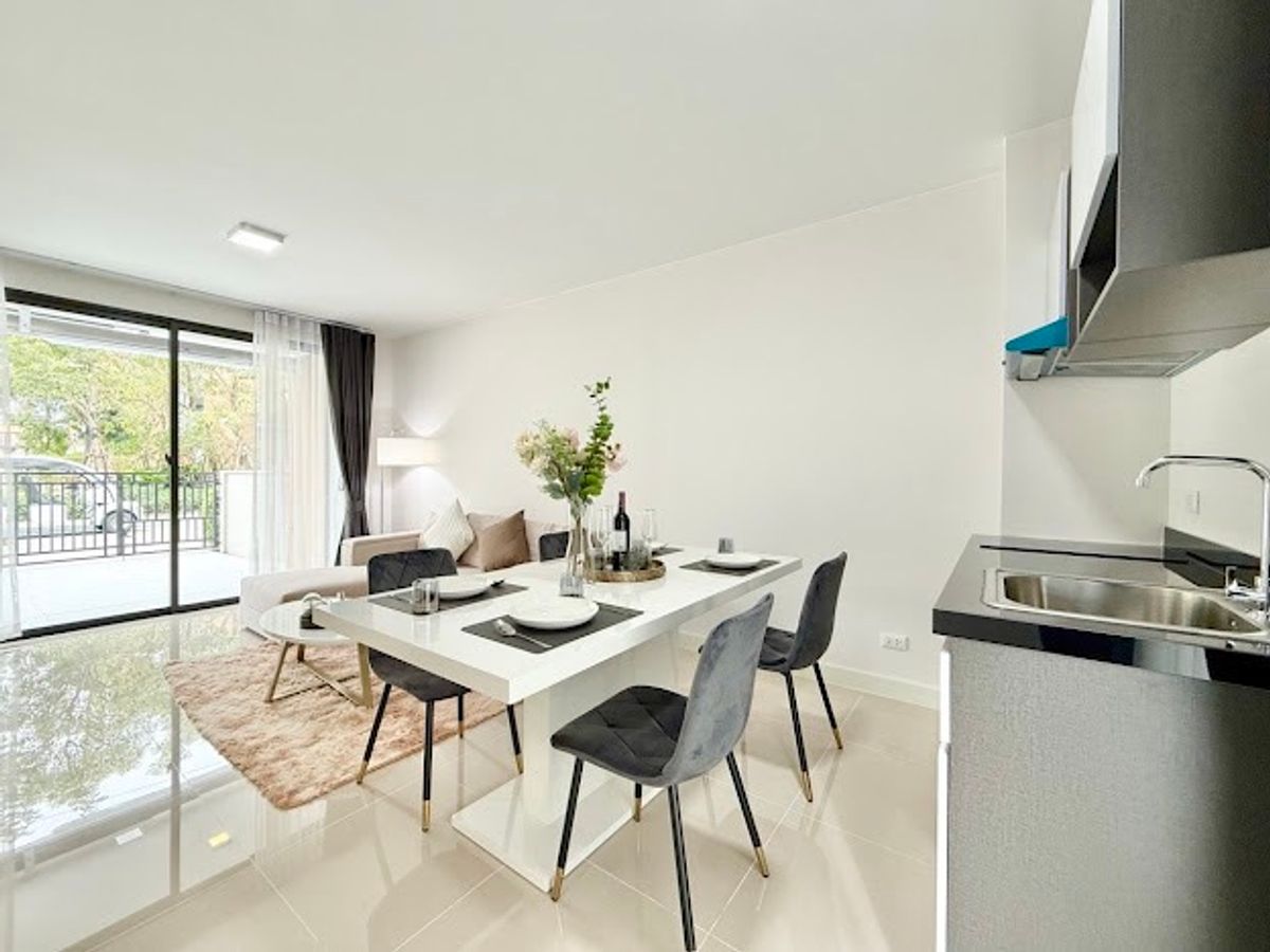 ขายทาวน์โฮมเกษตรศาสตร์ รัชโยธิน : 🏛️✨Baan Klang Mueng พหลฯ - รามอินทรา | ทาวน์โฮม 3 ชั้น TERRARIA ขนาด 142 ตร.ม. 35.5 ตร.ว. | 3 ห้องนอน 3 ห้องน้ำ 2 ที่จอด เริ่ม 4.79 MB ติดต่อนัดชม Tel.0922635410 (เอิร์ธ)