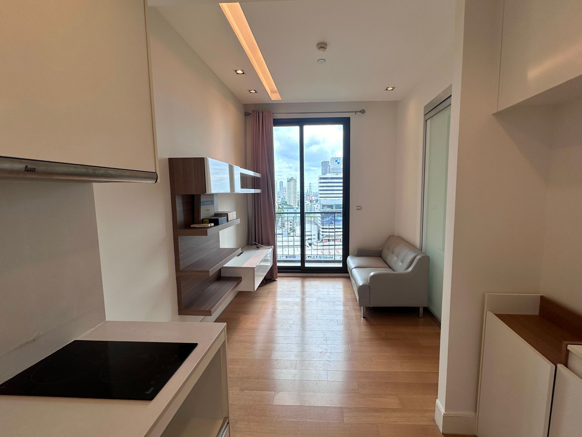 For RentCondoLadprao, Central Ladprao : Urgent rent.