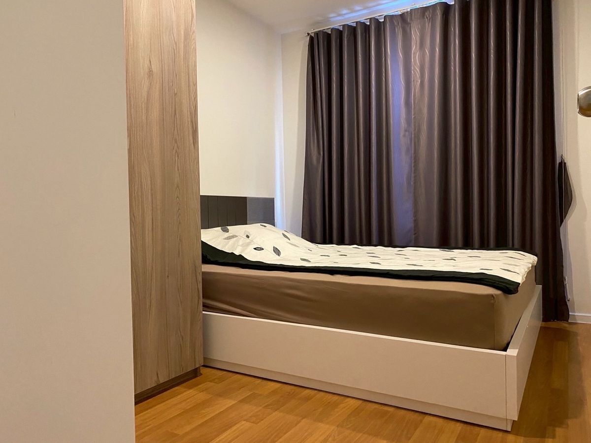 For RentCondoBangna, Bearing, Lasalle : Condo for rent Lumpini Place Bangna Km.3 (Lumpini Place Bangna Km. 3) Building/Building: A Floor 4 Size: 26 sq.m. Price: 8,500 baht