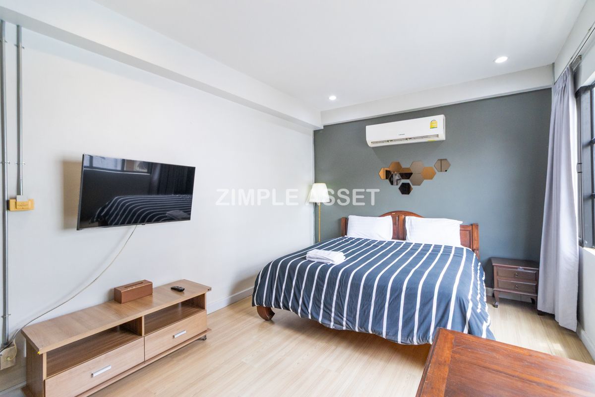 ให้เช่าสีลม ศาลาแดง บางรัก : Line ID : @zimple_asset ห้องพักตกแต่งสไตล์คลาสสิคย่านสุรวงศ์ ฟูลเฟอร์นิท เงียบสงบ ฟรีไวไฟ รับสัญญาเช่าระยะสั้น ไม่ไกลจากBTS สุรศักดิ์