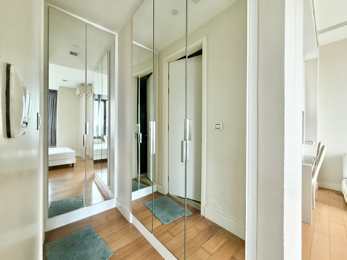 ขายคอนโดลาดพร้าว เซ็นทรัลลาดพร้าว : ขายด่วนราคาถูกที่สุดในตึก  🌈✨EQUINOX Paholyothin-Viphava  1 bed 1 bath 40 ตร.ม. 3.69 ล้านบาท โทร 092-2462653 Donut