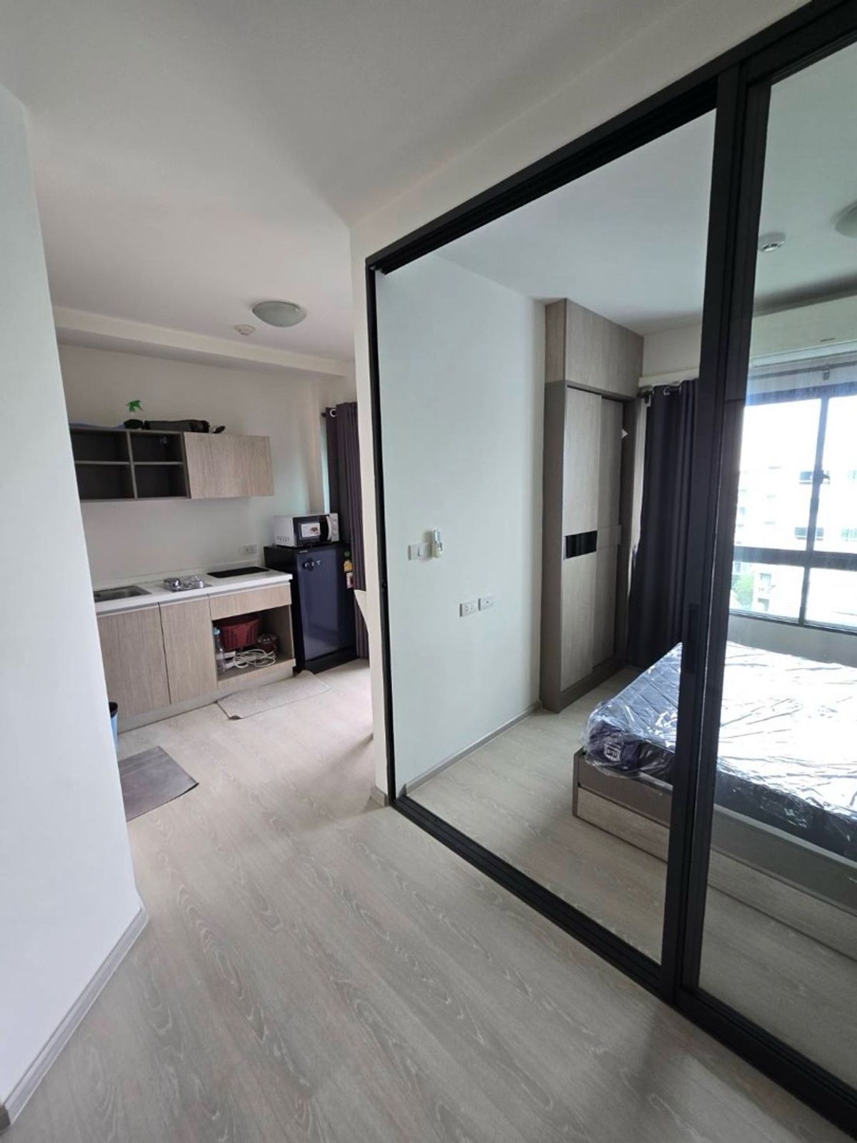 ให้เช่าคอนโดวิภาวดี ดอนเมือง หลักสี่ : ให้เช่า‼️ Grene Condo 
ใกล้สนามบินดอนเมือง 🔥8000/เดือน🔥
ชั้น 8 เฟส 2 ขนาด 25 ตรม 