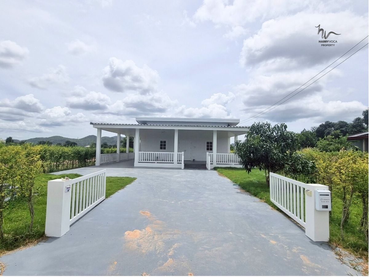 For SaleHouseHuahin, Prachuap Khiri Khan, Pran Buri : For Sale: Spacious New House Near Hin Town (HV S-110)