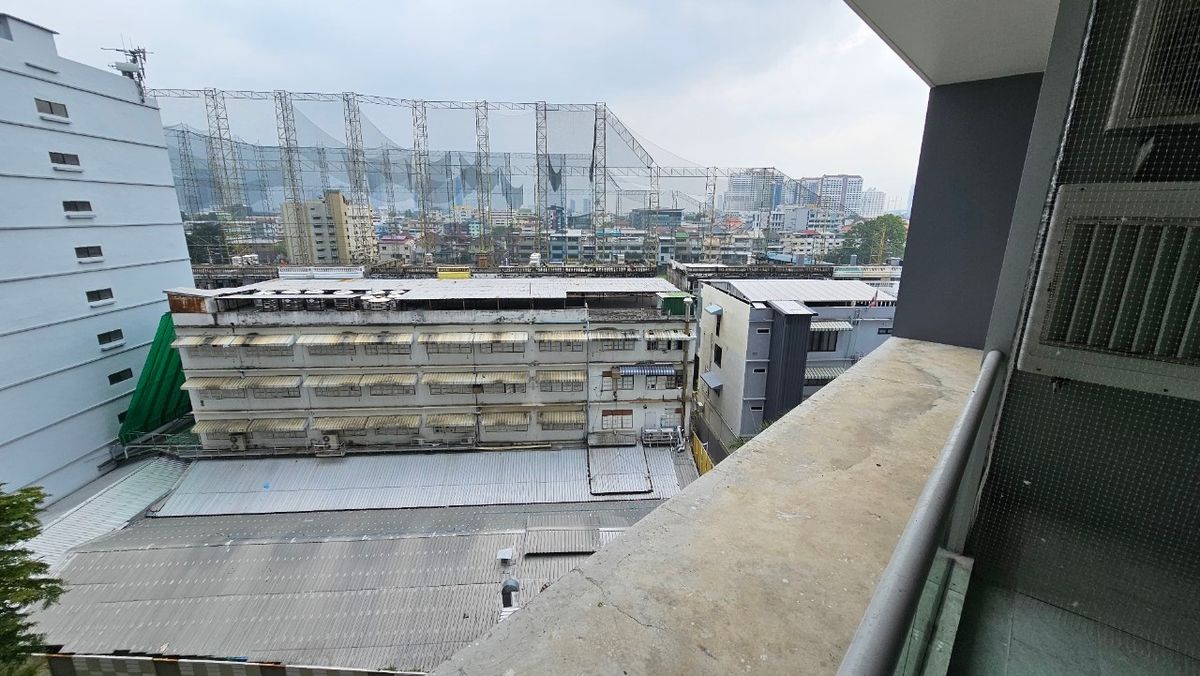 For SaleCondoSathorn, Narathiwat : Condo for sale The Star Estate at Narathiwas (The Star Estate at Narathiwat) 72 square meters, 7th floor, Narathiwat Rajanagarindra Road. Near Ratchadaphisek Road Behind Lotus Rama 3, Chong Nonsi Subdistrict, Yannawa District, Bangkok