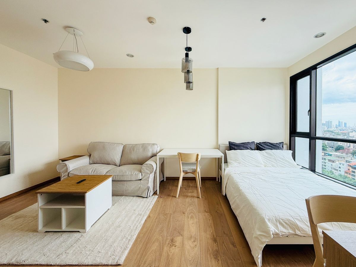 For SaleCondoSathorn, Narathiwat : Condo for Sale: Fuse Sathorn–Taksin