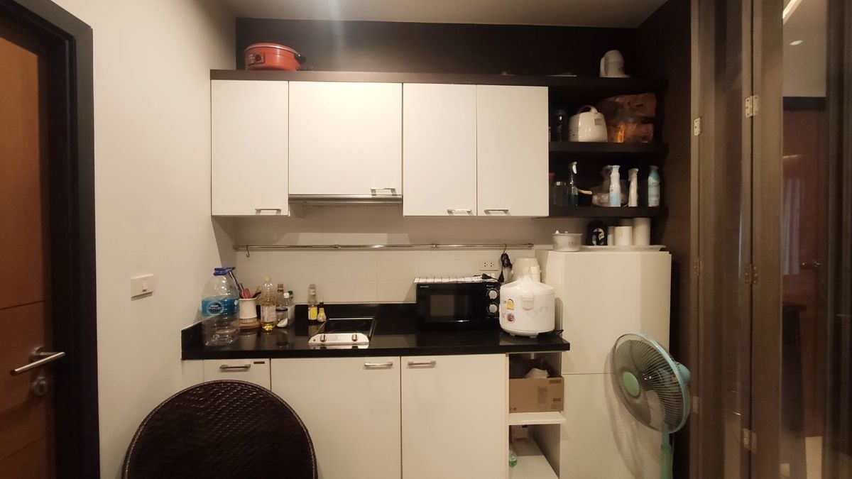 For SaleCondoSathorn, Narathiwat : Condo for sale The Star Estate at Narathiwas (The Star Estate at Narathiwat) 72 square meters, 7th floor, Narathiwat Rajanagarindra Road. Near Ratchadaphisek Road Behind Lotus Rama 3, Chong Nonsi Subdistrict, Yannawa District, Bangkok