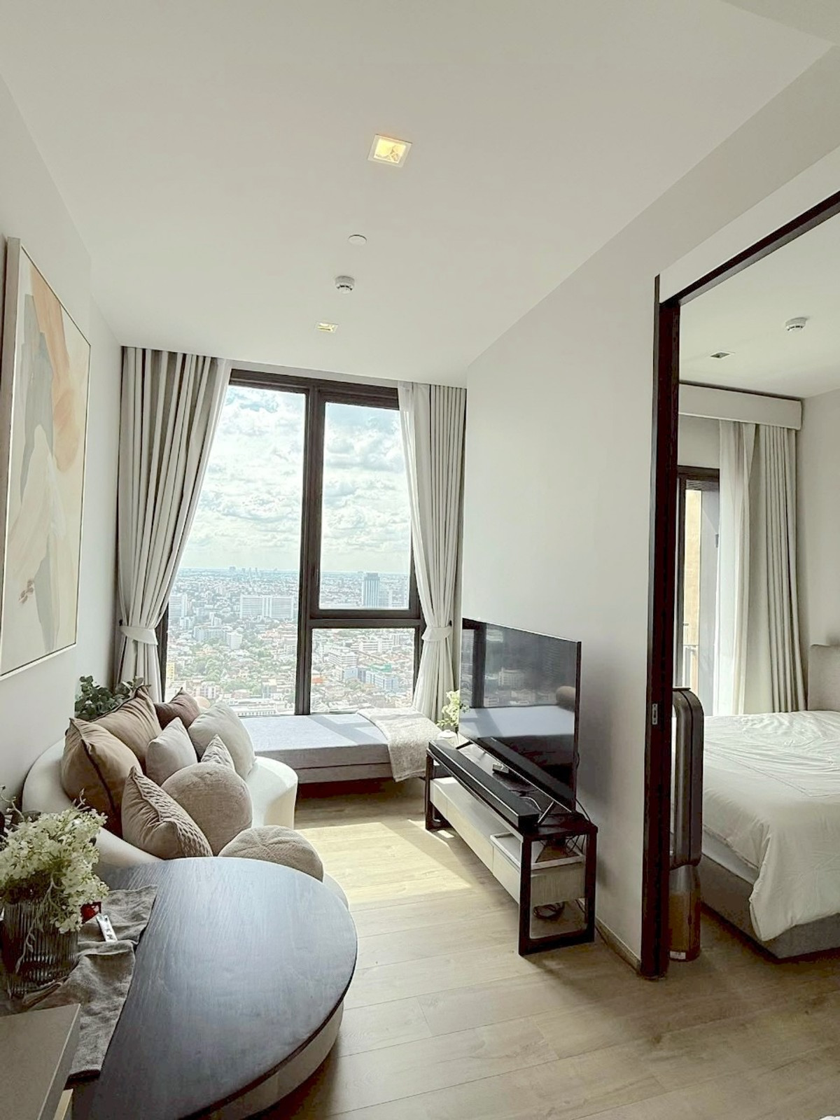 For SaleCondoLadprao, Central Ladprao : 🔥 Urgent 🔥 The cheapest, available for sale, beautiful decoration room, very beautiful, free room with viewing