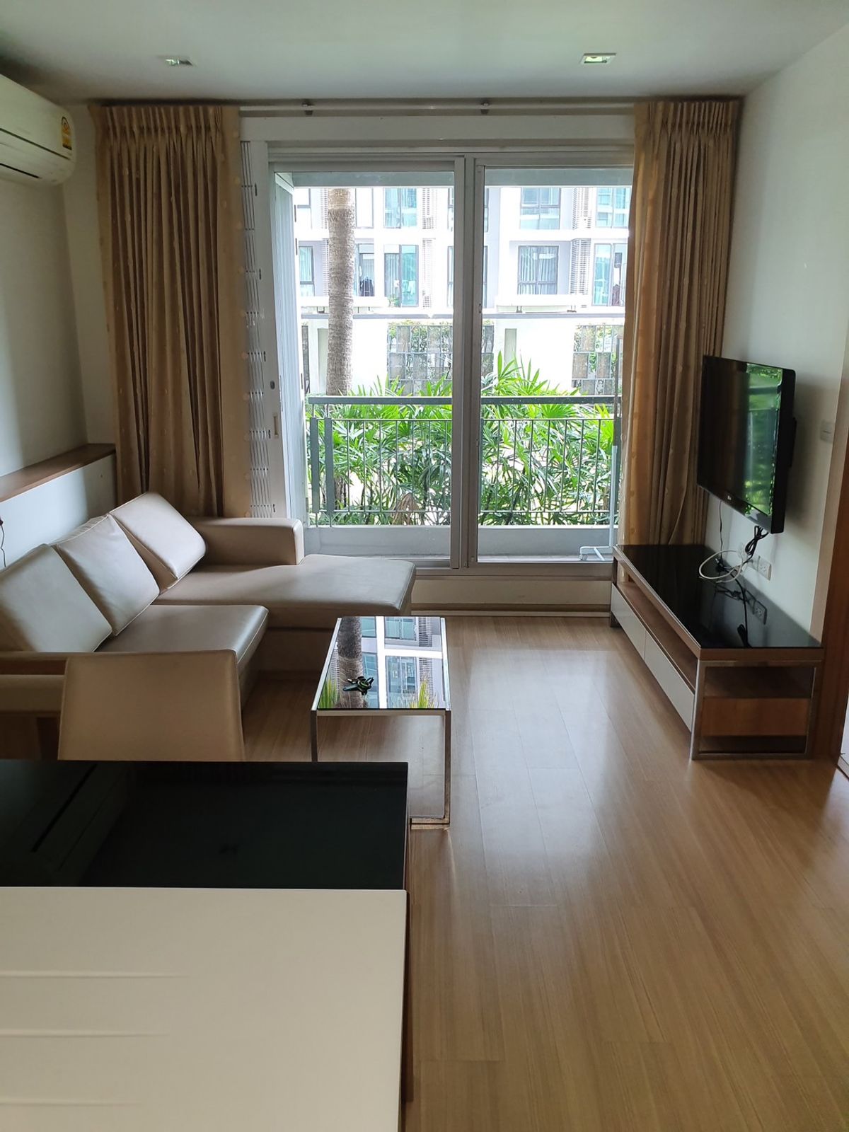 ให้เช่าคอนโดรัชดา ห้วยขวาง : 🔥For rent now🔥Rhythm Ratchada-Huaikhwang beautiful room Near MRT HuaiKhwang❗  