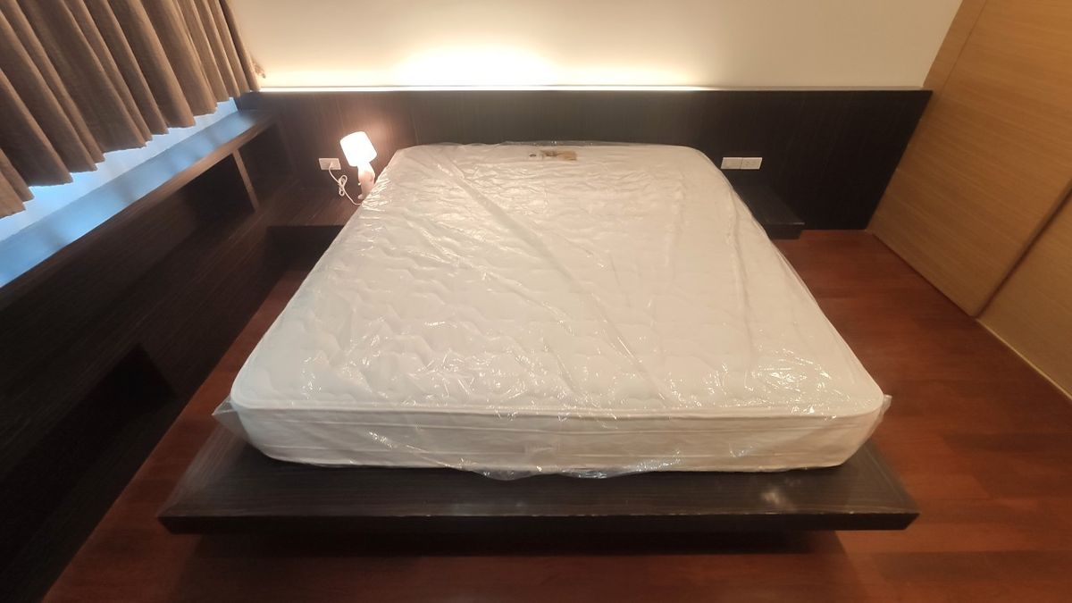 For SaleCondoSathorn, Narathiwat : Condo for sale The Star Estate at Narathiwas (The Star Estate at Narathiwat) 72 square meters, 7th floor, Narathiwat Rajanagarindra Road. Near Ratchadaphisek Road Behind Lotus Rama 3, Chong Nonsi Subdistrict, Yannawa District, Bangkok