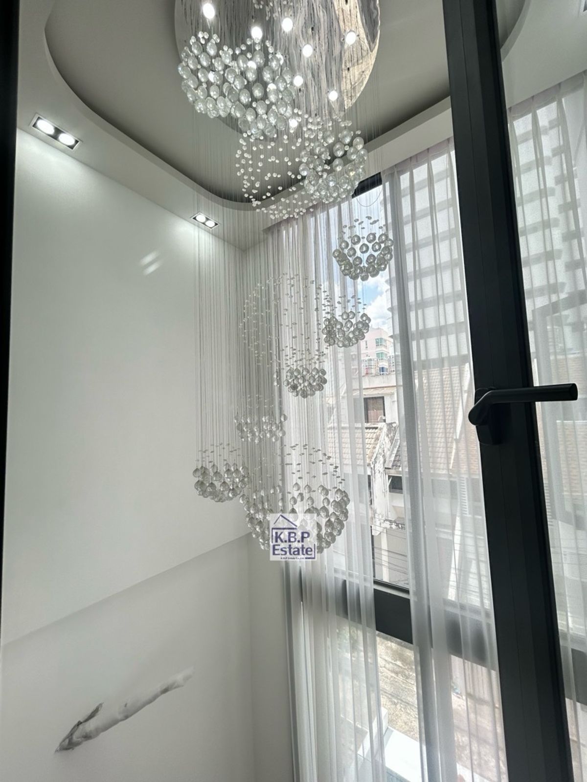 ขายทาวน์โฮมสุขุมวิท อโศก ทองหล่อ : 🏡ขาย Townhome 3 ชั้น 25 ตรว ซอยสุขุมวิท 15 ทำเลดี เพียง 1 นาทีถึง โรงเรียนนานาชาติ NIST และ 5 นาที ถึง BTS อโศก 