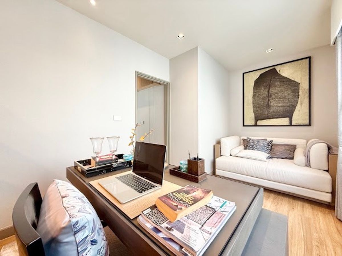 ขายทาวน์โฮมเกษตรศาสตร์ รัชโยธิน : 🏛️Baan Klang Mueng พหลฯ - รามอินทรา🌈ทาวน์โฮม 3 ชั้น URBANIST ขนาด 141 ตร.ม. 35.5 ตร.ว. | 3 ห้องนอน 3 ห้องน้ำ 2 ที่จอด เริ่ม 4.79 MB ติดต่อนัดชม Tel.0922635410 (เอิร์ธ)