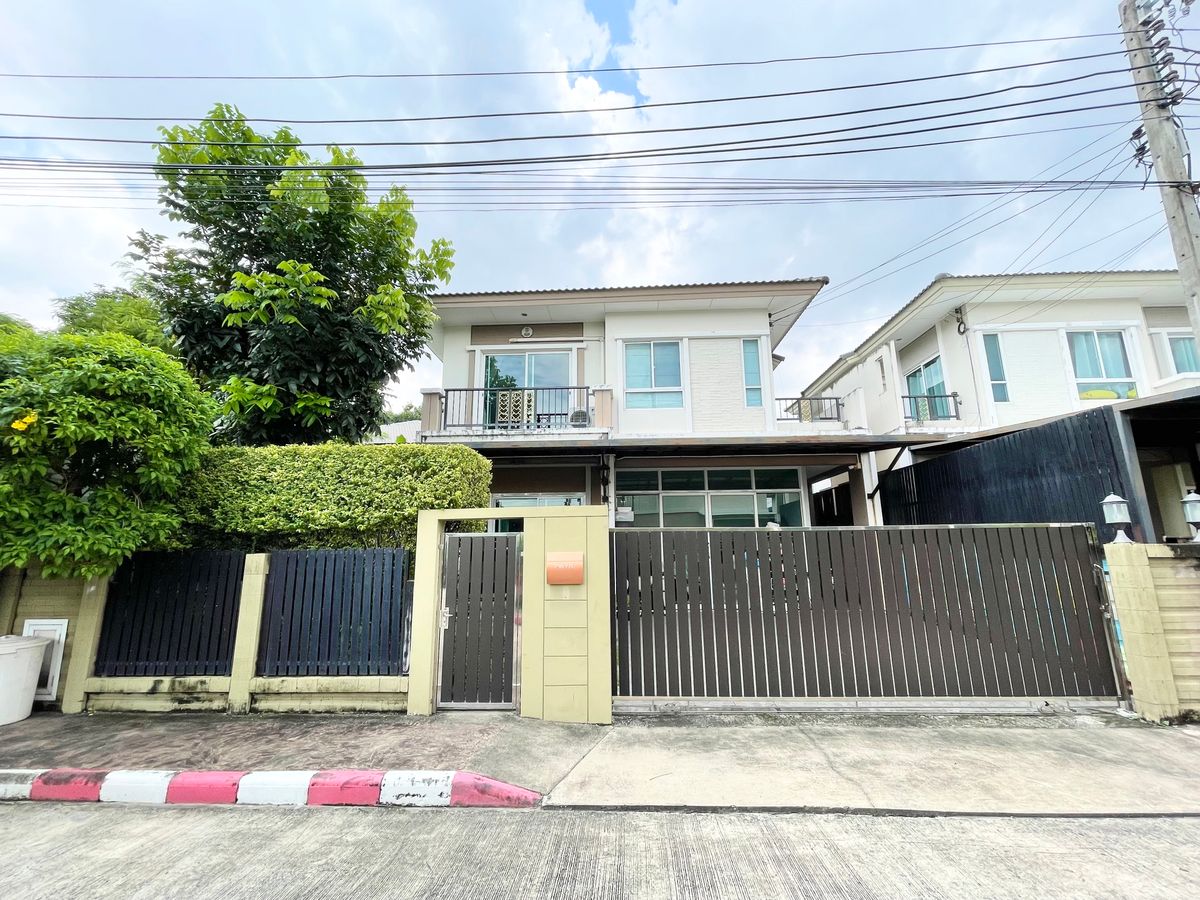ขายบ้านพัฒนาการ ศรีนครินทร์ : ขายบ้าน Passorn Prestige ภัสสร เพรสทีจ พัฒนาการ 38 หลังมุม โซนส่วนตัว โครงการเงียบสงบ ทำเลศักยภาพ เดินทางสะดวก  เข้าออกได้ทั้งพัฒนาการ และอ่อนนุช
