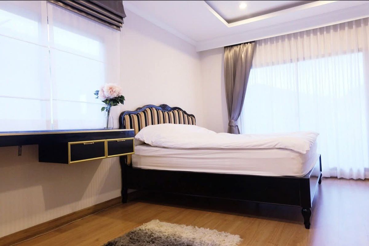 ให้เช่าทาวน์โฮมพัฒนาการ ศรีนครินทร์ : ให้เช่า :  บ้านเดี่ยว 2 ชั้น The Plant Estique พัฒนาการ ค่าเช่า 50,000 บาท