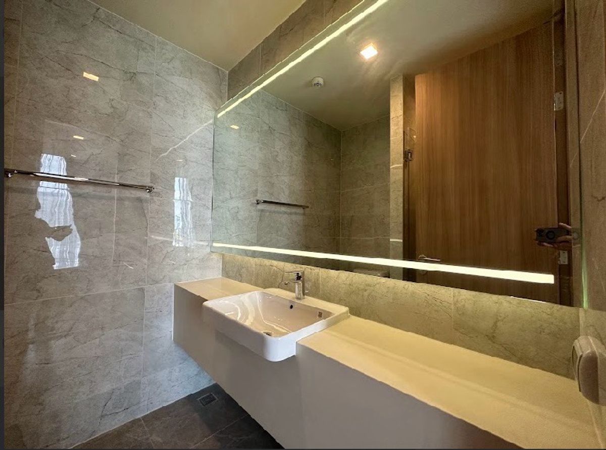 For RentCondoSukhumvit, Asoke, Thonglor : 🔥Ready to Move in🔥