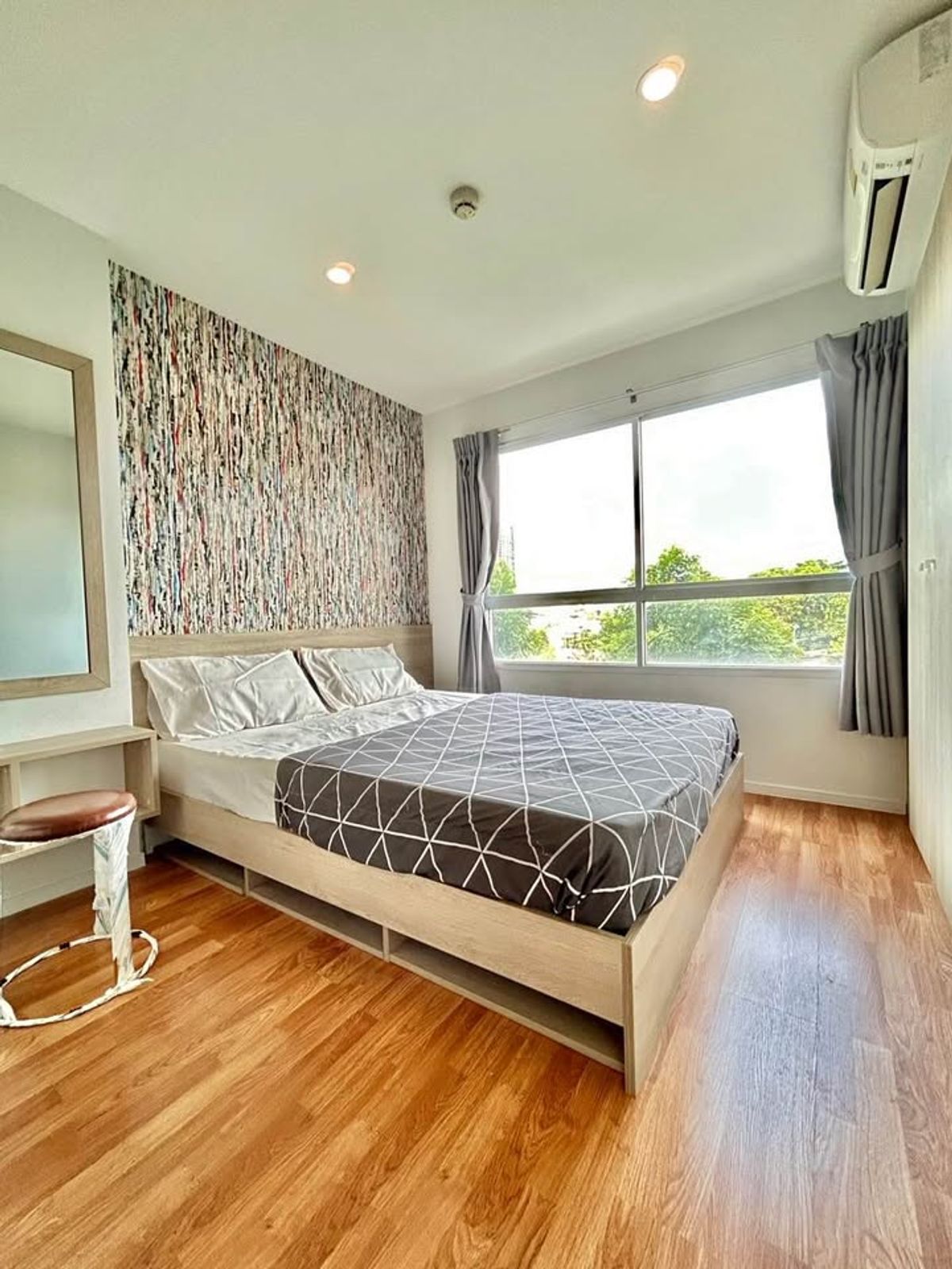 ขายคอนโดสมุทรปราการ สำโรง : ขายห้องบิ้วอิน วิวสวย ใกล้ BTS สำโรง คอนโด ลุมพินี วิลล์ สุขุมวิท 76 (SM1320)
