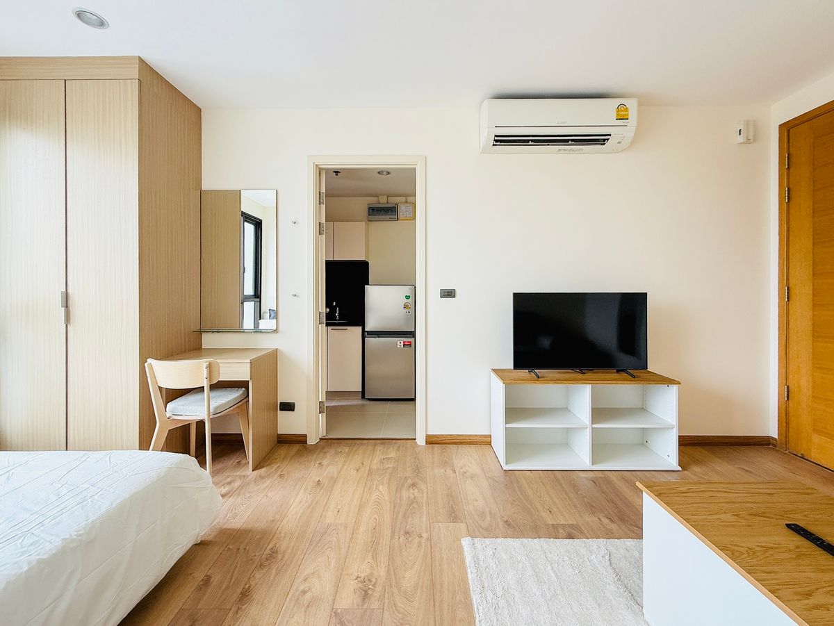 For SaleCondoSathorn, Narathiwat : Condo for Sale: Fuse Sathorn–Taksin