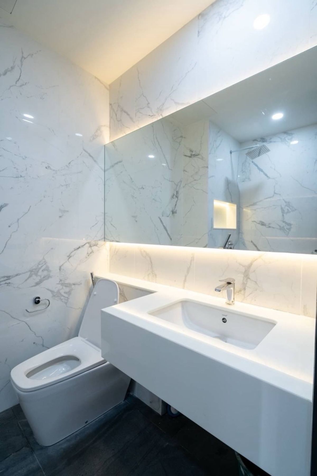 ขายทาวน์โฮมสุขุมวิท อโศก ทองหล่อ : 🏡ขาย Townhome 3 ชั้น 25 ตรว ซอยสุขุมวิท 15 ทำเลดี เพียง 1 นาทีถึง โรงเรียนนานาชาติ NIST และ 5 นาที ถึง BTS อโศก 