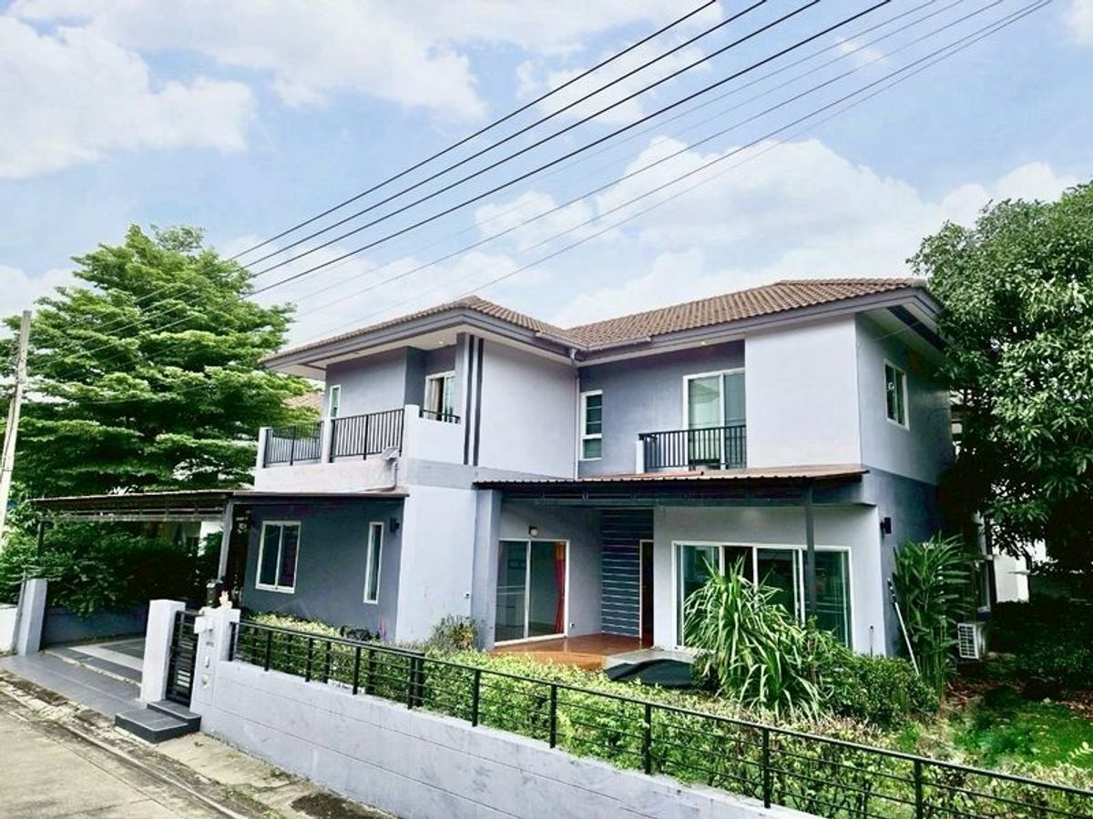 ขายบ้านนวมินทร์ รามอินทรา : 🏡 บ้านเดี่ยว 2 ชั้น ดูหรูอบอุ่น สไตล์โมเดิร์น  🌿 เดอะ ธารา รามอินทรา  โครงการคุณภาพจาก Nirvana Development