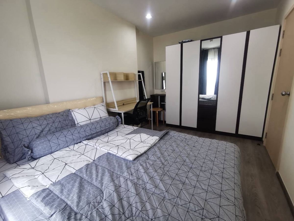 For RentCondoPattanakan, Srinakarin : Condo ready to move in,  conveniently