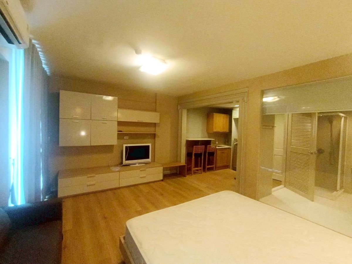 For RentCondoRama9, Petchburi, RCA : Veranda Residence Condo near Bangkok Hospital and RCA for rent 12000 baht