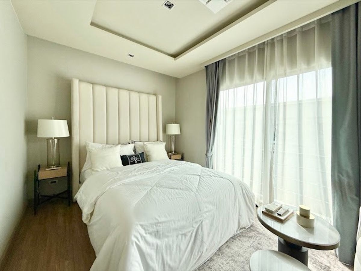 ขายทาวน์โฮมเกษตรศาสตร์ รัชโยธิน : 🏛️Baan Klang Mueng พหลฯ - รามอินทรา🌈ทาวน์โฮม 3 ชั้น URBANIST ขนาด 141 ตร.ม. 35.5 ตร.ว. | 3 ห้องนอน 3 ห้องน้ำ 2 ที่จอด เริ่ม 4.79 MB ติดต่อนัดชม Tel.0922635410 (เอิร์ธ)