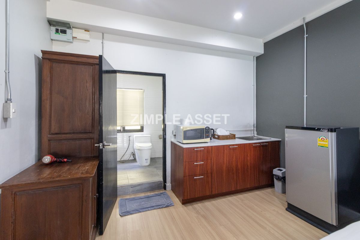 ให้เช่าสีลม ศาลาแดง บางรัก : Line ID : @zimple_asset ห้องพักตกแต่งสไตล์คลาสสิคย่านสุรวงศ์ ฟูลเฟอร์นิท เงียบสงบ ฟรีไวไฟ รับสัญญาเช่าระยะสั้น ไม่ไกลจากBTS สุรศักดิ์