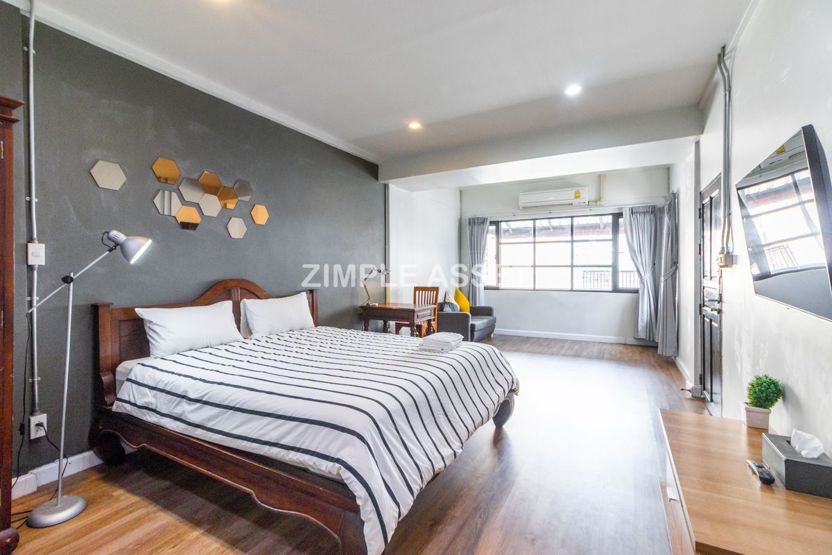 ให้เช่าสีลม ศาลาแดง บางรัก : Line ID : @zimple_asset ห้องพักตกแต่งสไตล์คลาสสิคย่านสุรวงศ์ ฟูลเฟอร์นิท เงียบสงบ ฟรีไวไฟ รับสัญญาเช่าระยะสั้น ไม่ไกลจากBTS สุรศักดิ์