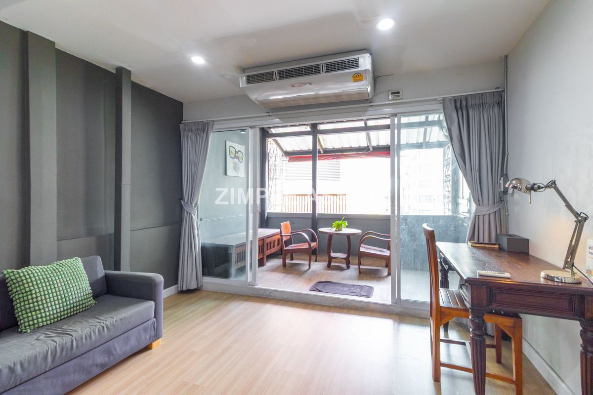 ให้เช่าสีลม ศาลาแดง บางรัก : Line ID : @zimple_asset ห้องพักตกแต่งสไตล์คลาสสิคย่านสุรวงศ์ ฟูลเฟอร์นิท เงียบสงบ ฟรีไวไฟ รับสัญญาเช่าระยะสั้น ไม่ไกลจากBTS สุรศักดิ์